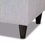 Panca portaoggetti in legno finitura Brette, color tortora, stile Mid-Century moderno, trapuntata, struttura in legno di Hevea, capacità 113 kg